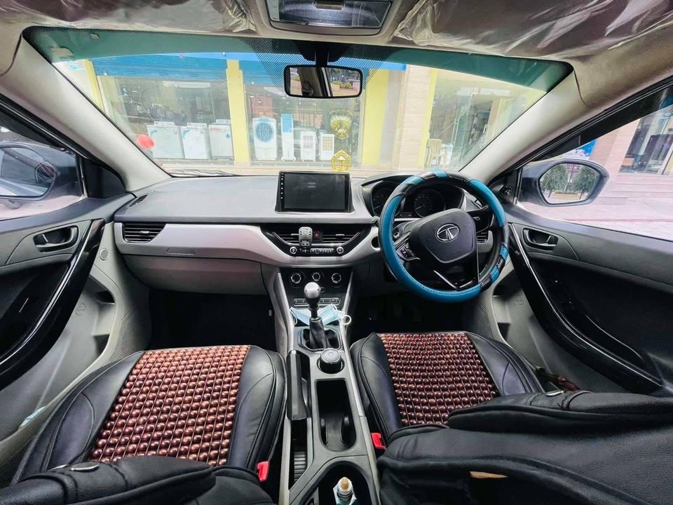 2019 model tata nexon xm petrol fulloption low run sorum condition